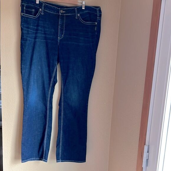 Silver Jeans Suki Slim Boot 22 - Picture 1 of 12